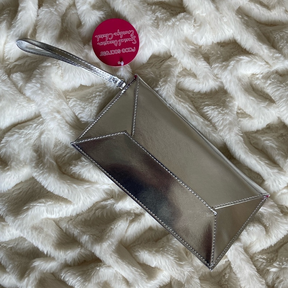 NWT Face Secrets Silver Special Occasion Envelope Clutch
